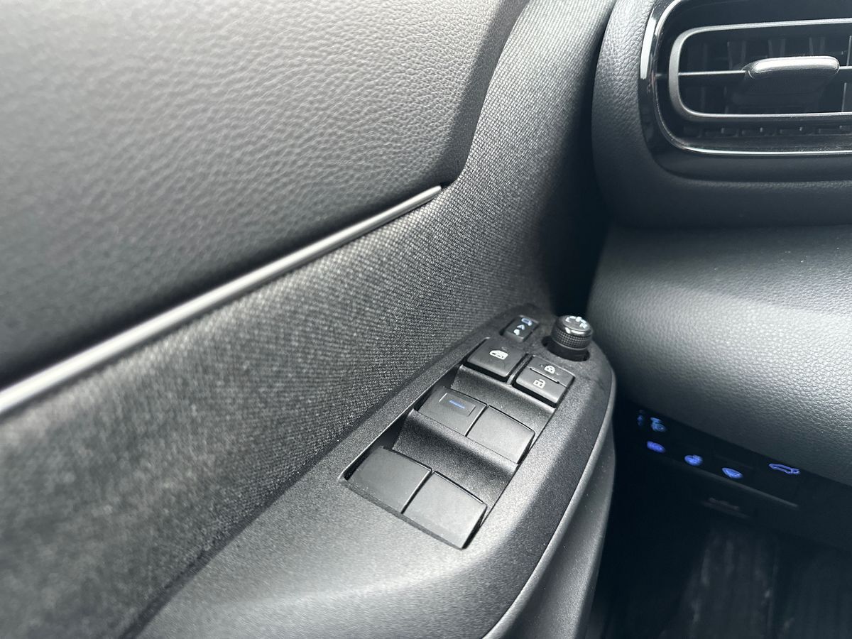 Billede af Toyota Yaris Cross 1,5 Hybrid Style 116HK 5d Trinl. Gear