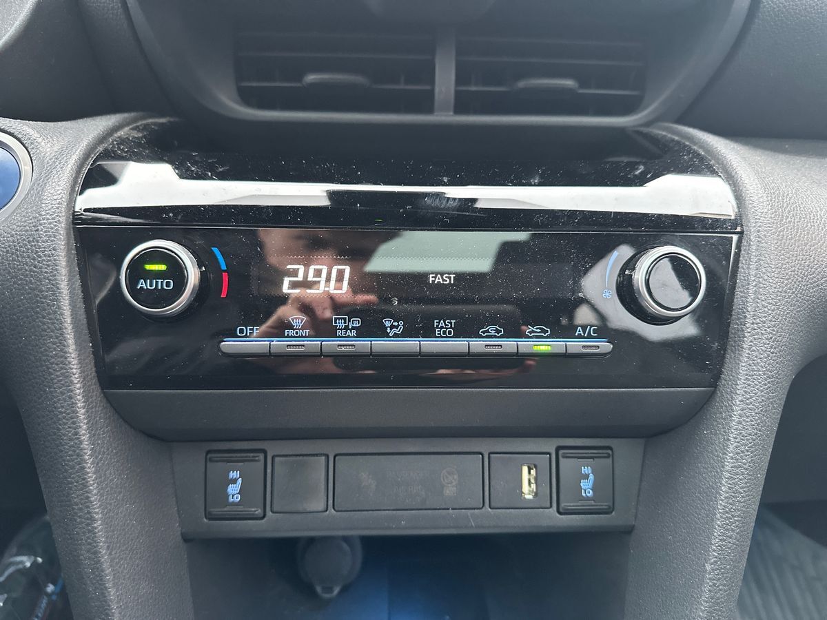 Billede af Toyota Yaris Cross 1,5 Hybrid Style 116HK 5d Trinl. Gear