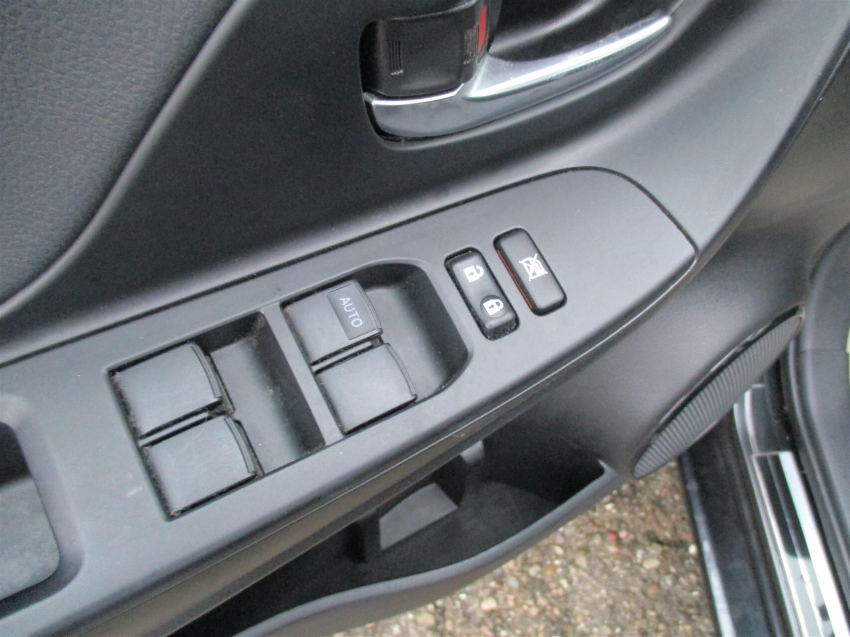 Billede af Toyota Yaris 1,5 Hybrid H3 Smartpakke E-CVT 100HK 5d Trinl. Gear