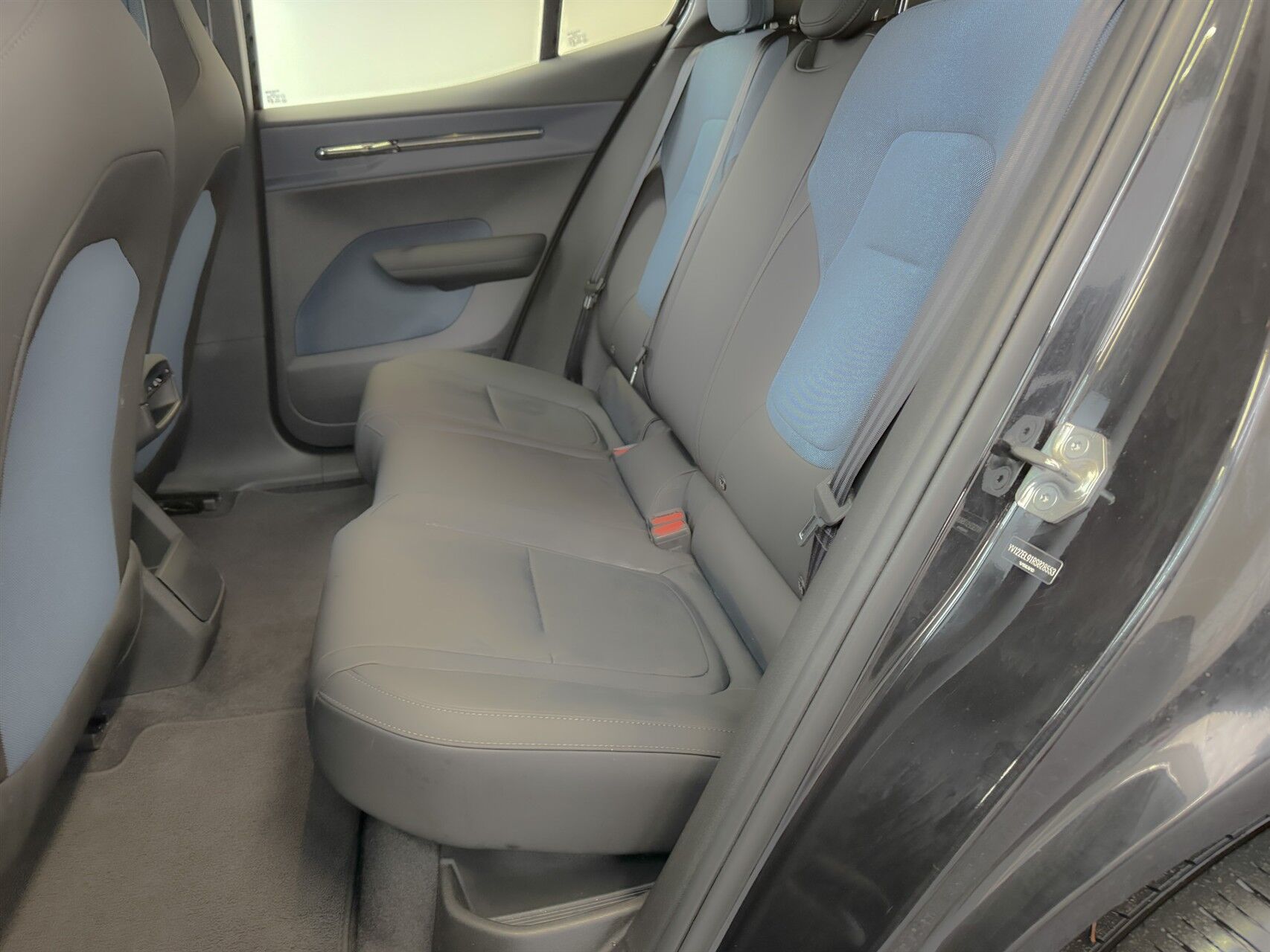 Billede af Volvo EX30 Single Motor Extended Range Plus 272HK 5d Aut.