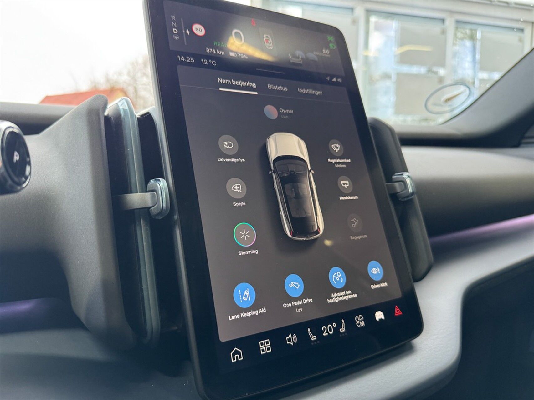 Billede af Volvo EX30 Single Motor Extended Range Plus 272HK 5d Aut.