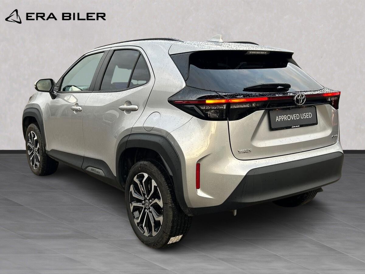 Billede af Toyota Yaris Cross 1,5 Hybrid Style Comfort 116HK 5d Trinl. Gear