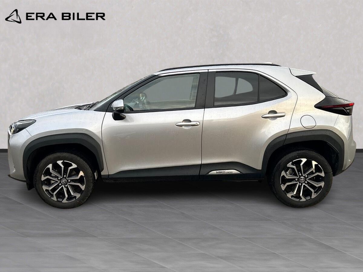 Billede af Toyota Yaris Cross 1,5 Hybrid Style Comfort 116HK 5d Trinl. Gear