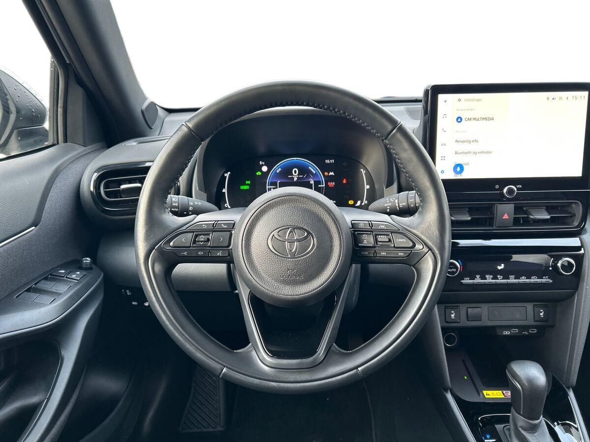 Billede af Toyota Yaris Cross 1,5 Hybrid Style Comfort 116HK 5d Trinl. Gear