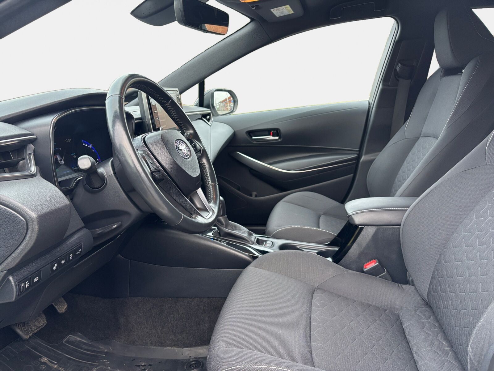 Billede af Toyota Corolla Touring Sports 1,8 Hybrid H3 Premium E-CVT 122HK Stc Trinl. Gear