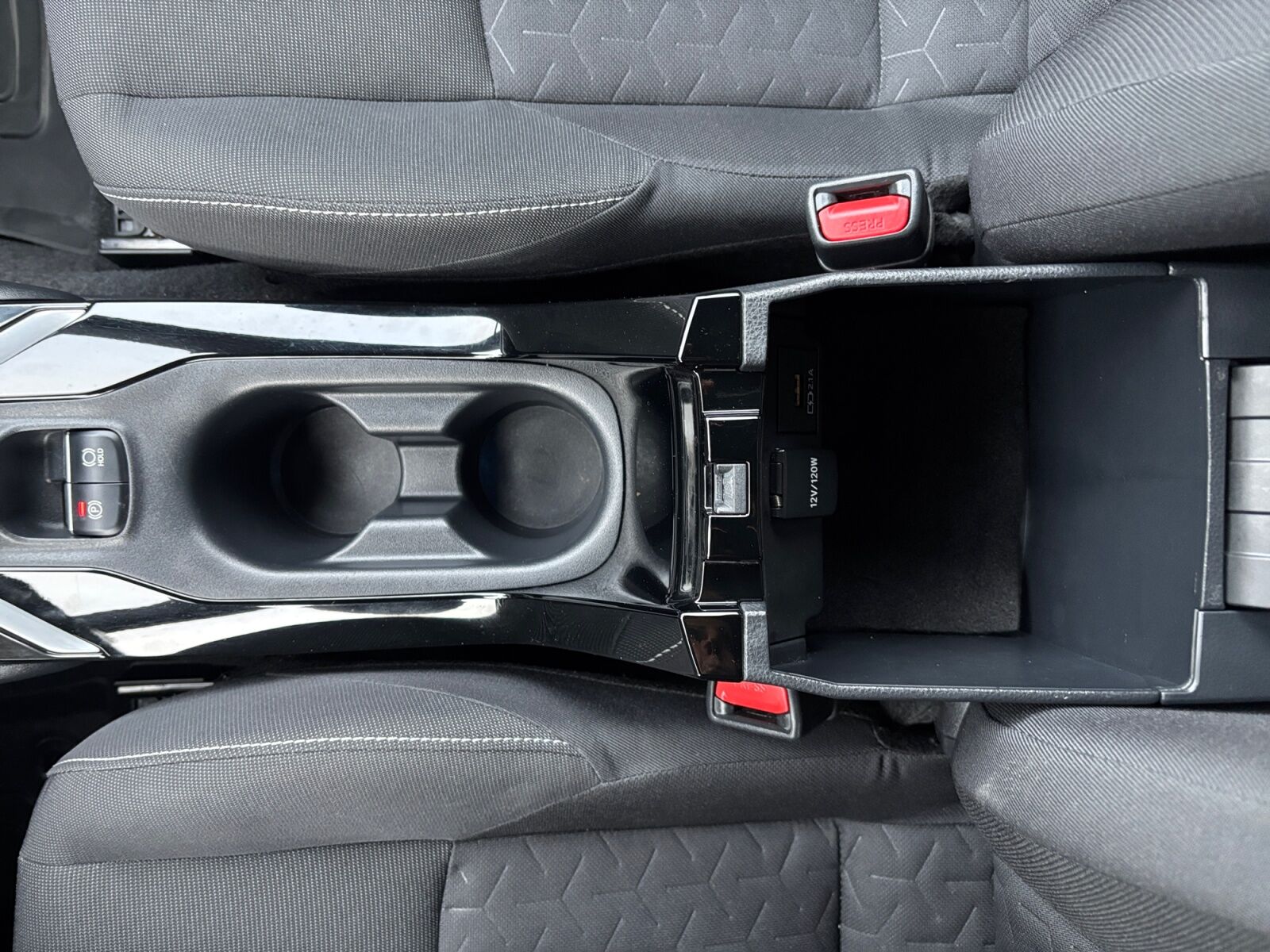 Billede af Toyota Corolla Touring Sports 1,8 Hybrid H3 Premium E-CVT 122HK Stc Trinl. Gear