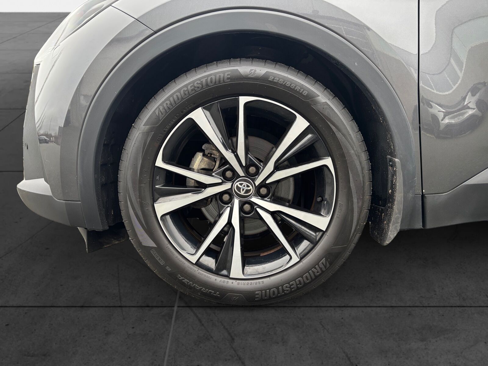 Billede af Toyota C-HR 1,8 Hybrid Style Multidrive S 140HK 5d 6g