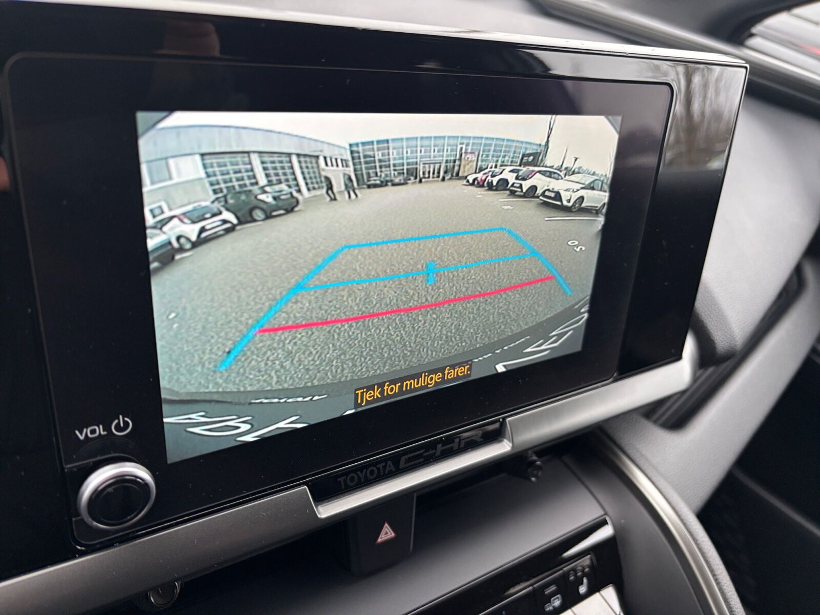 Billede af Toyota C-HR 1,8 Hybrid Style Multidrive S 140HK 5d 6g