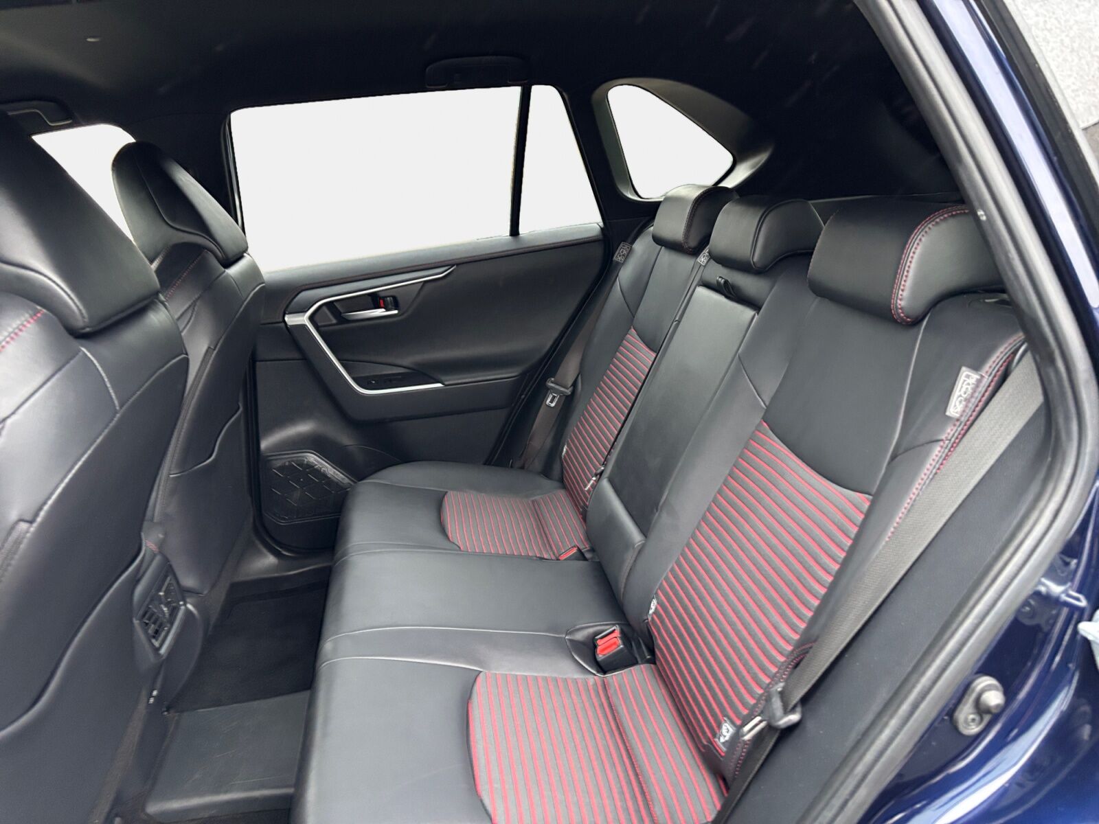 Billede af Toyota RAV4 Plug-in 2,5 Plugin-hybrid Active Comfort AWD 306HK 5d 6g Aut.