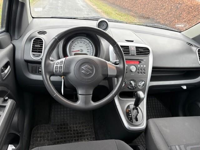 Billede af Suzuki Splash 1,2 A/T 93HK 5d