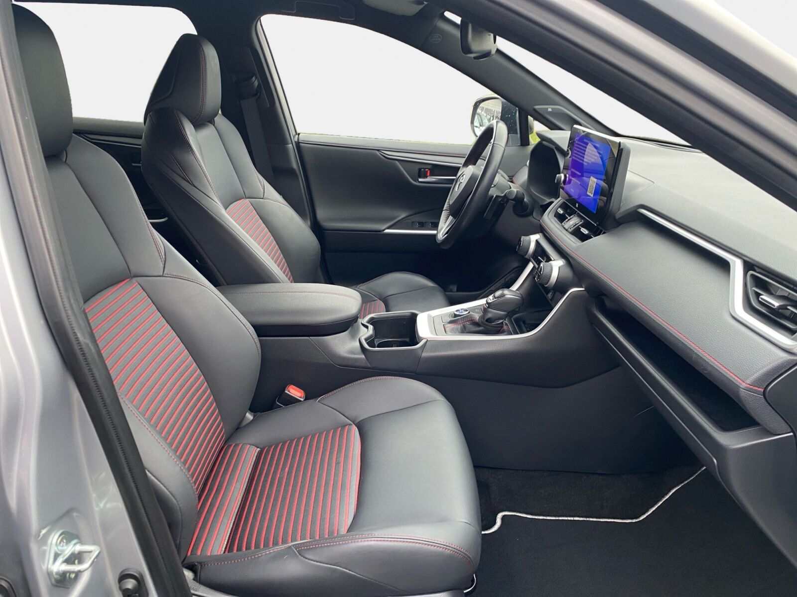 Billede af Toyota RAV4 Plug-in 2,5 Plugin-hybrid Style AWD 306HK 5d 6g Aut.