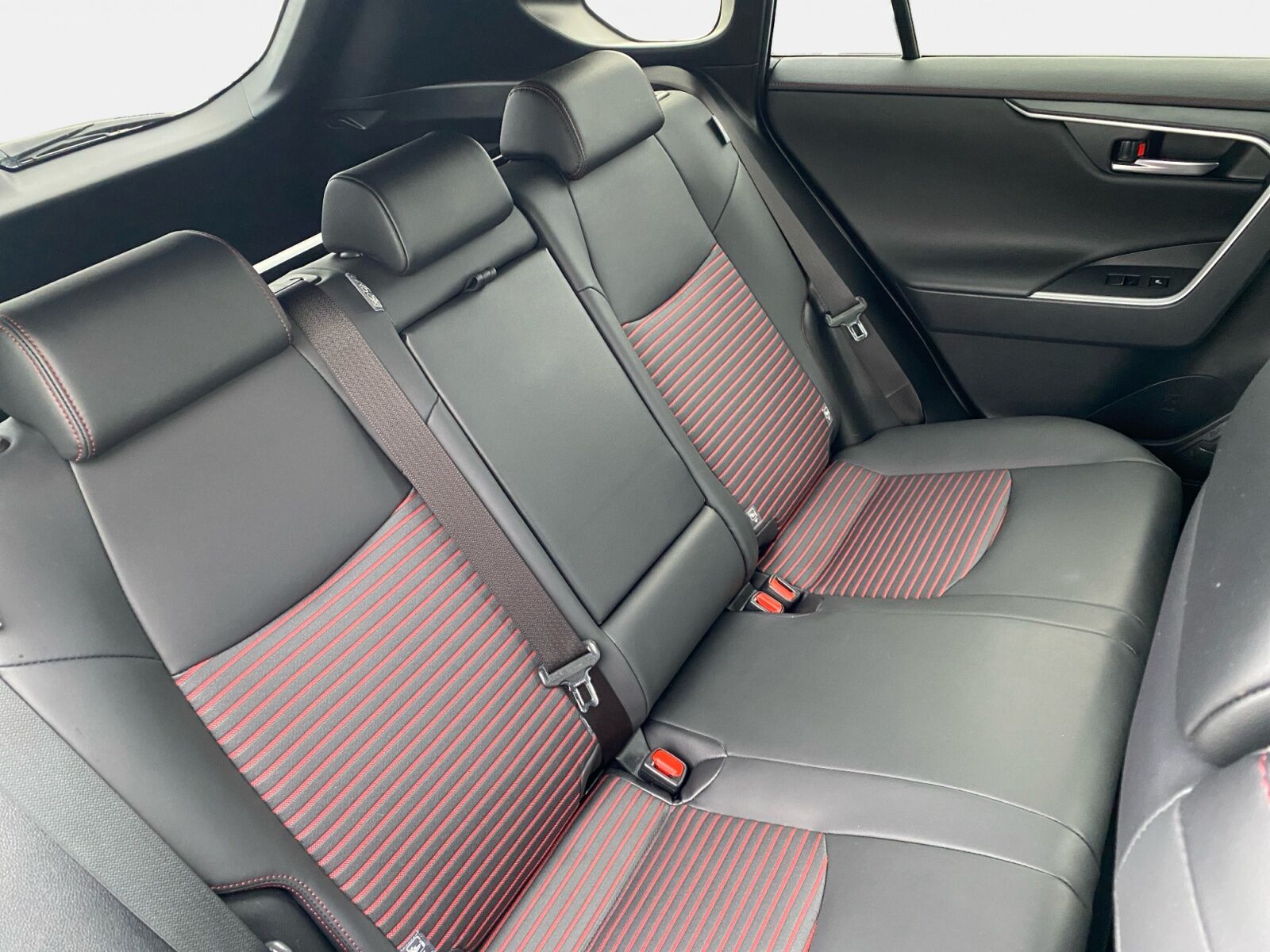 Billede af Toyota RAV4 Plug-in 2,5 Plugin-hybrid Style AWD 306HK 5d 6g Aut.