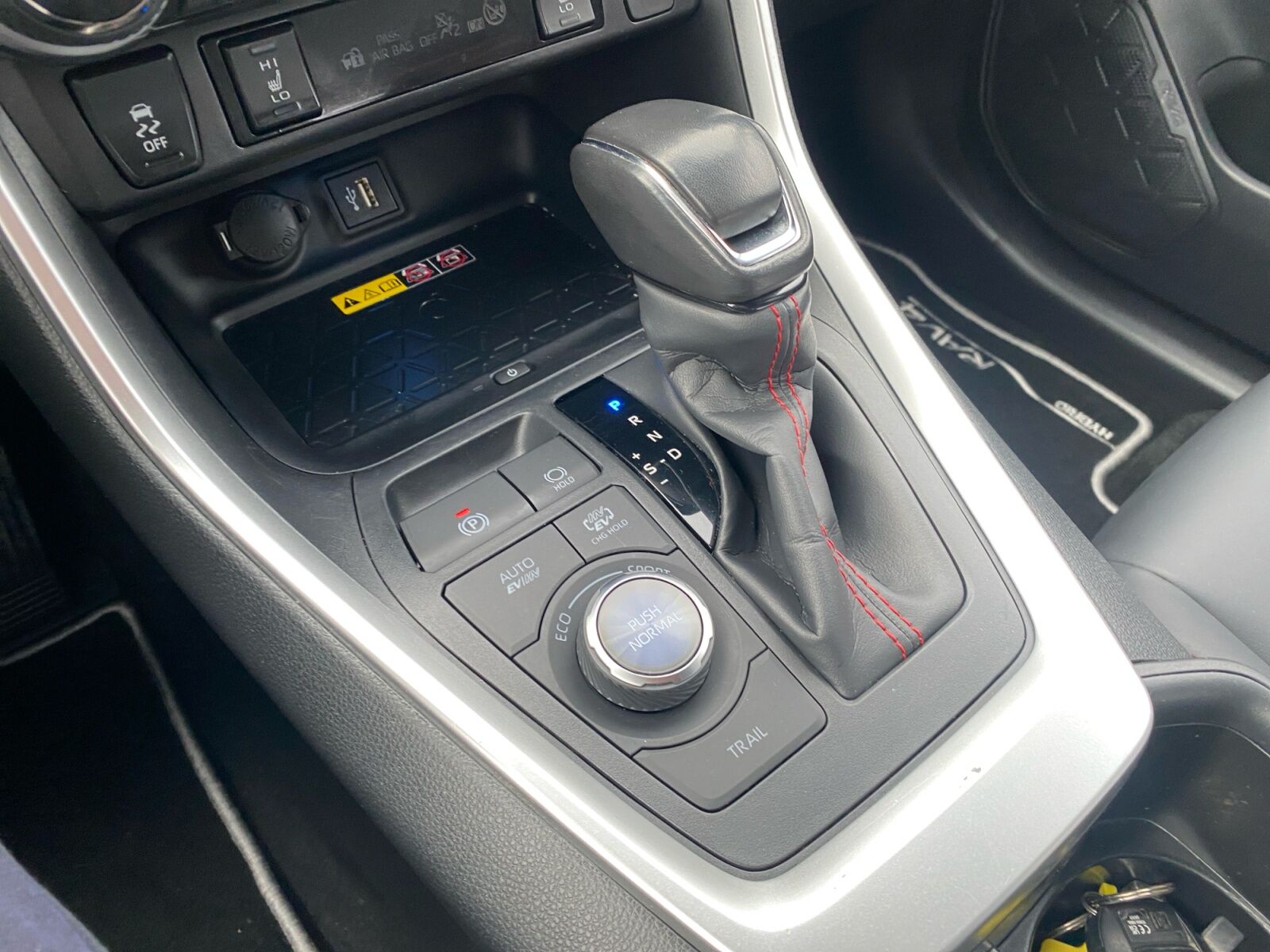 Billede af Toyota RAV4 Plug-in 2,5 Plugin-hybrid Style AWD 306HK 5d 6g Aut.