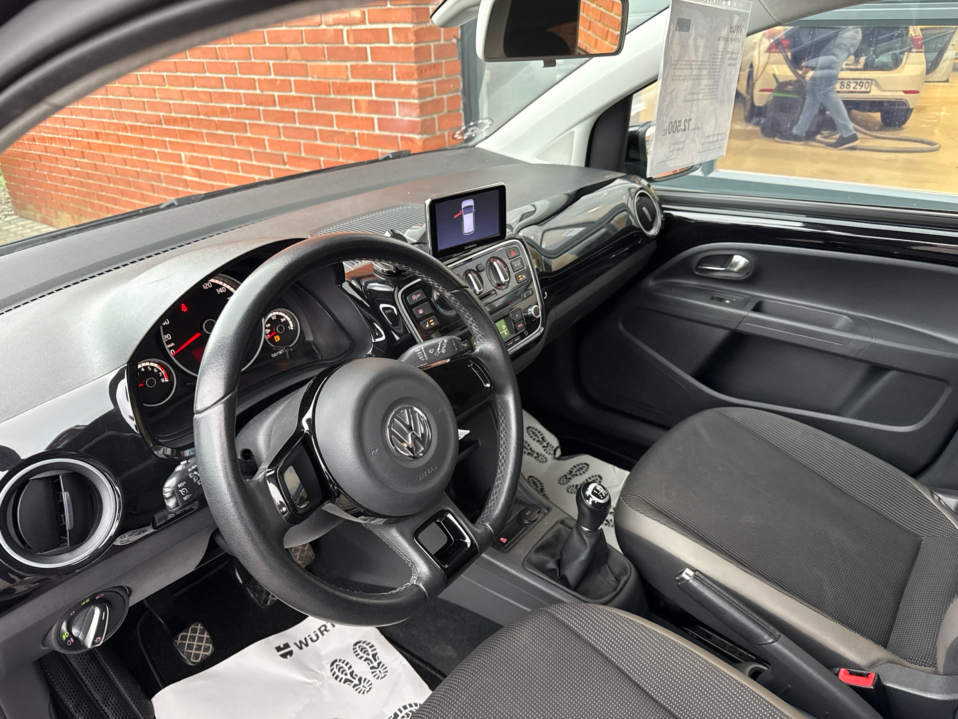 Billede af VW up 1,0 MPI BMT High 75HK 5d