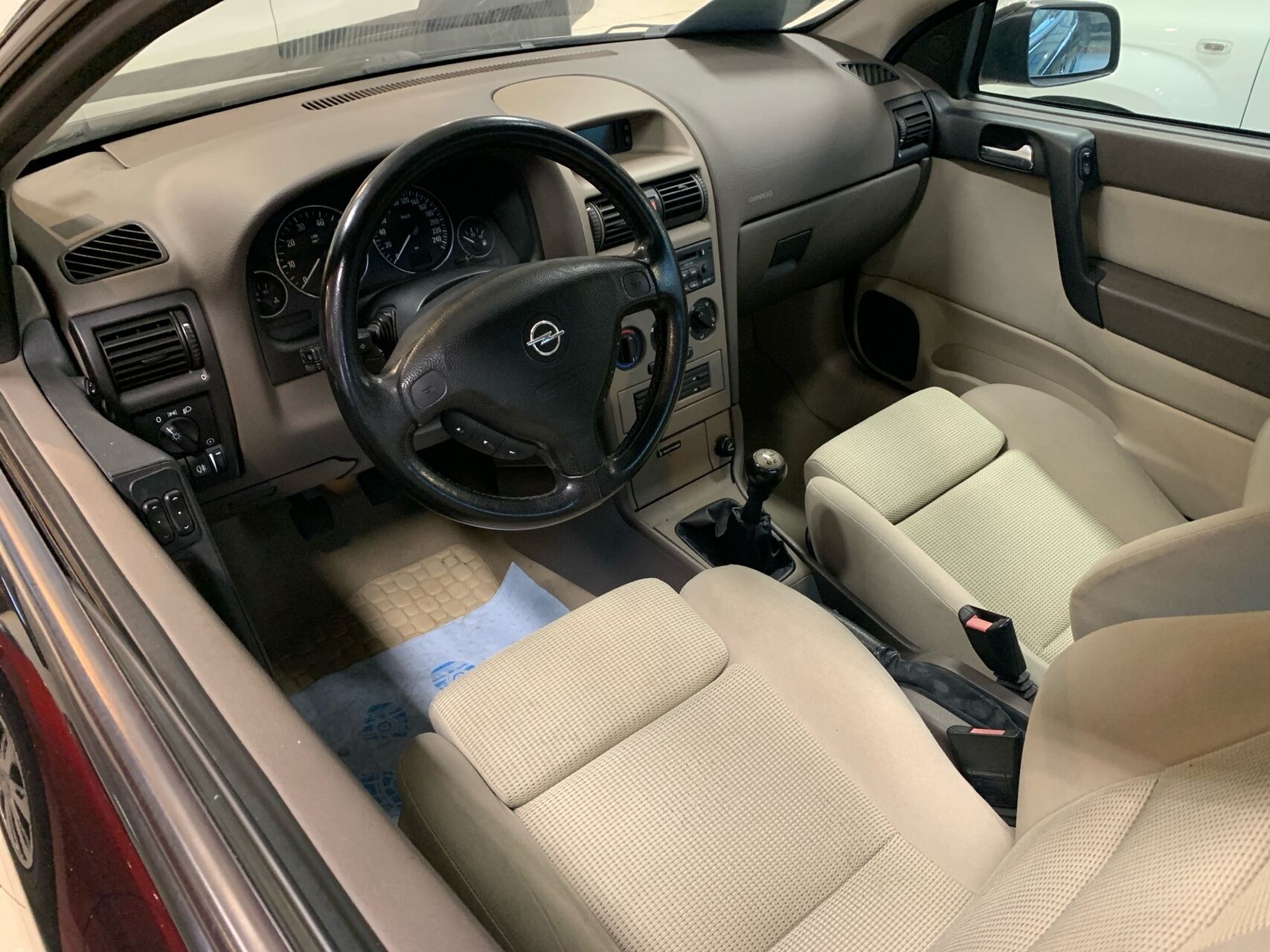 Billede af Opel Astra 2,2 147HK 2d