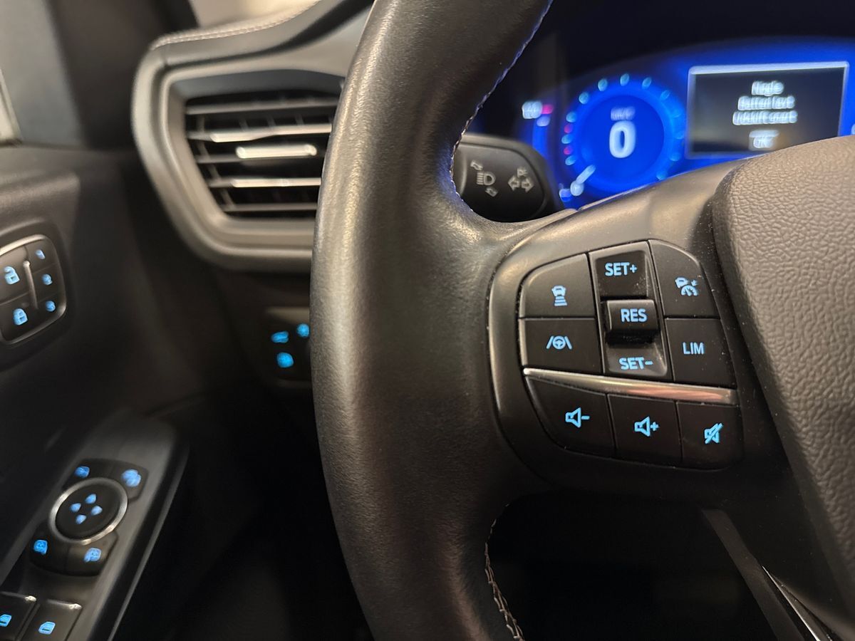 Billede af Ford Kuga 2,5 Plugin-hybrid Vignale CVT 225HK 5d Trinl. Gear