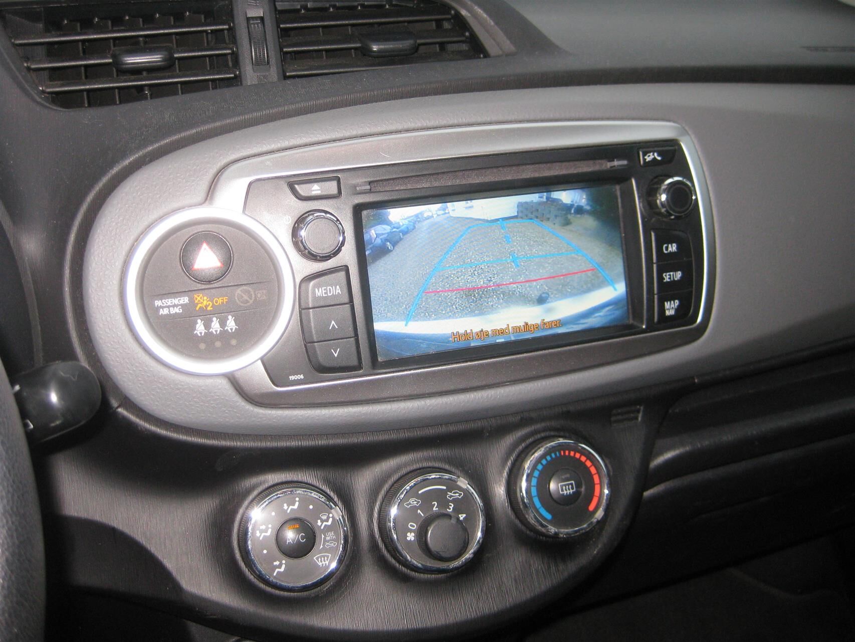 Billede af Toyota Yaris 1,3 VVT-I T2 Style 100HK 5d 6g