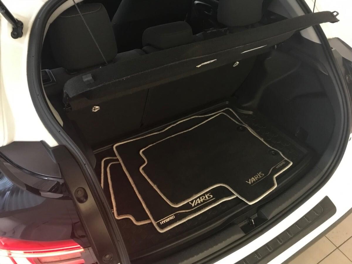 Billede af Toyota Yaris 1,5 Hybrid H3 Smart 116HK 5d Trinl. Gear