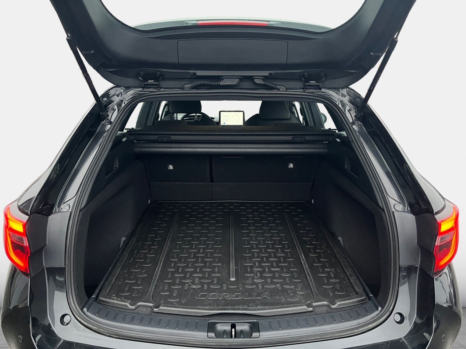 Billede af Toyota Corolla Touring Sports 1,8 Hybrid Active Safety Pack E-CVT 140HK Stc Trinl. Gear