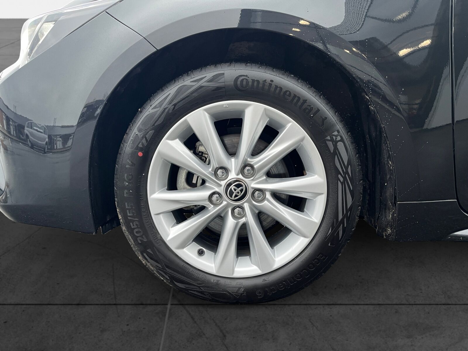 Billede af Toyota Corolla Touring Sports 1,8 Hybrid Active Safety Pack E-CVT 140HK Stc Trinl. Gear