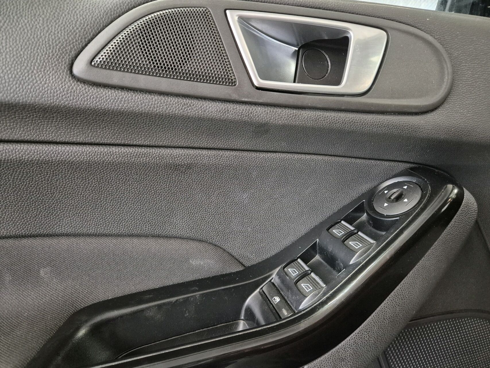 Billede af Ford Fiesta 1,0 EcoBoost Titanium Start/Stop 140HK 5d