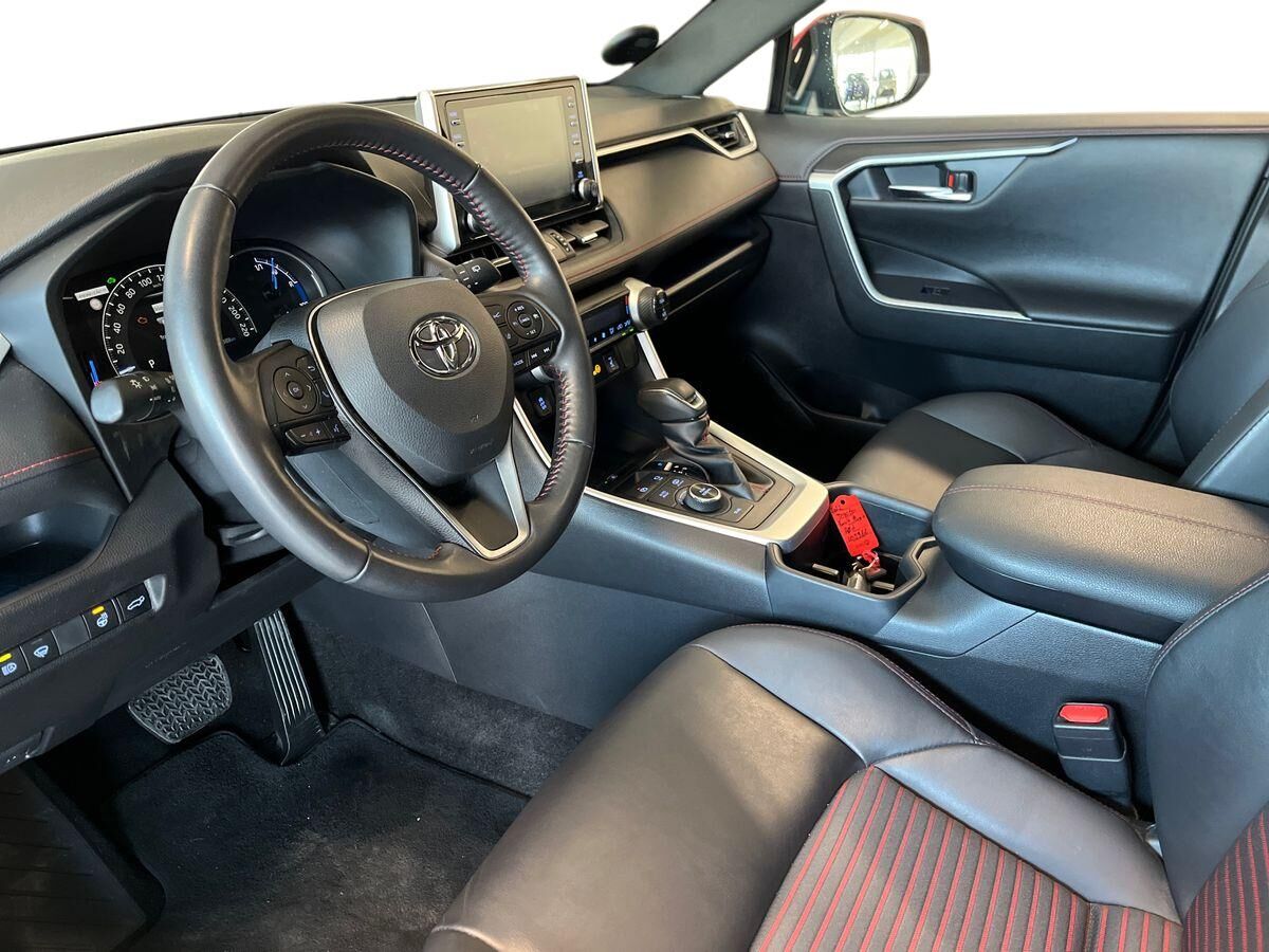 Billede af Toyota RAV4 Plug-in 2,5 Plugin-hybrid Active Comfort AWD 306HK 5d 6g Aut.