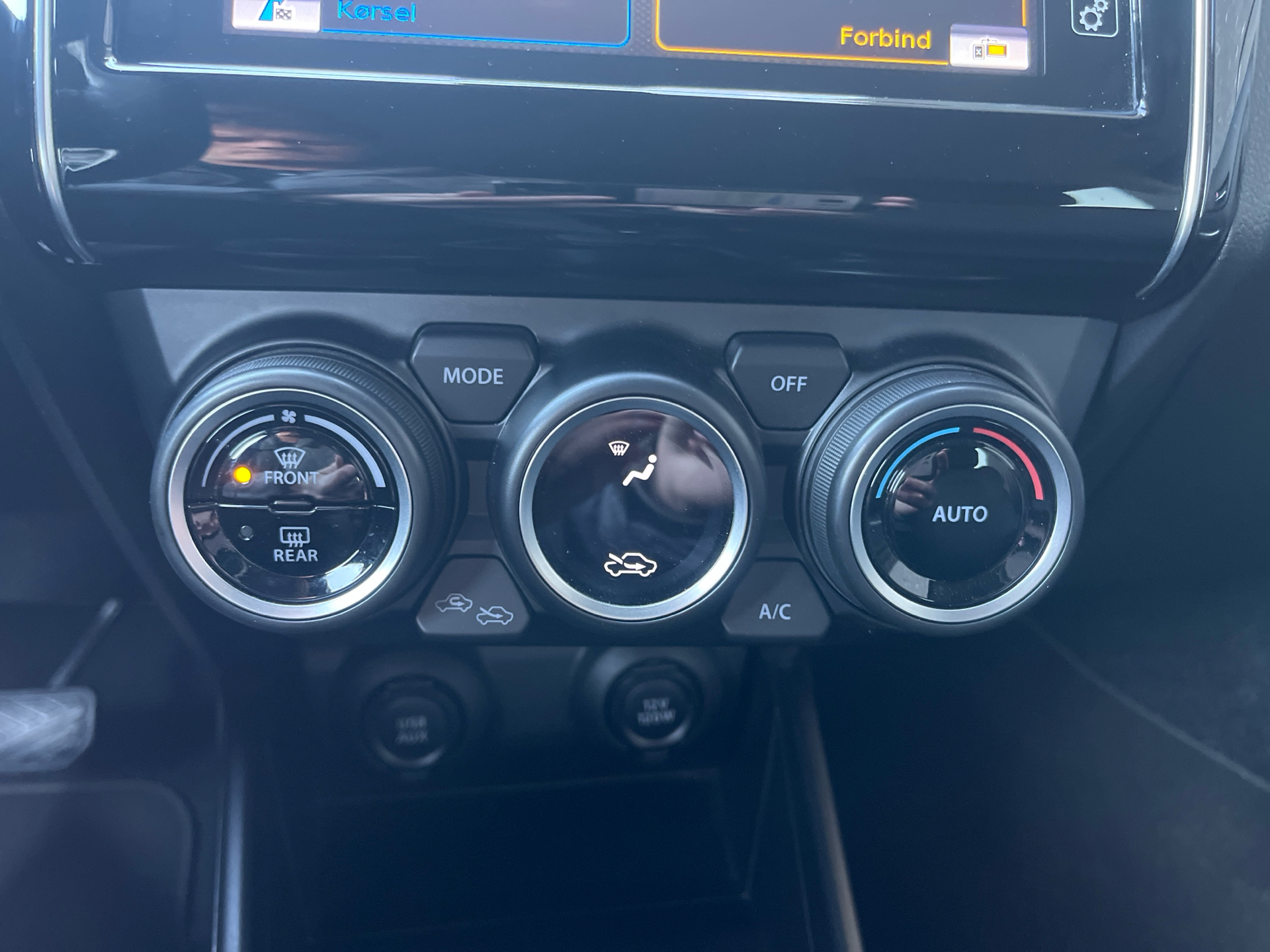 Billede af Suzuki Swift 1,2 Dualjet  Mild hybrid Exclusive AEB CVT 83HK 5d Trinl. Gear