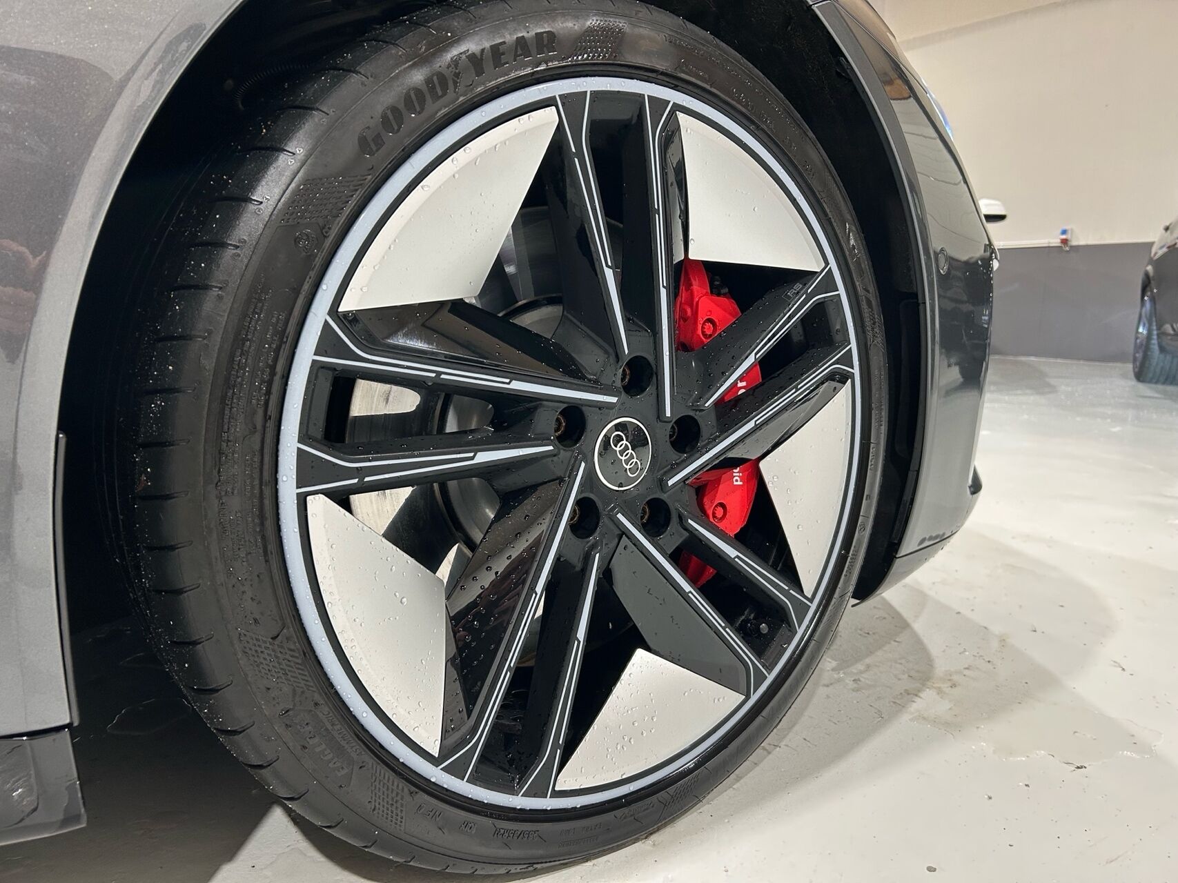 Billede af Audi RS E-tron GT EL Quattro 598HK 4d Aut.