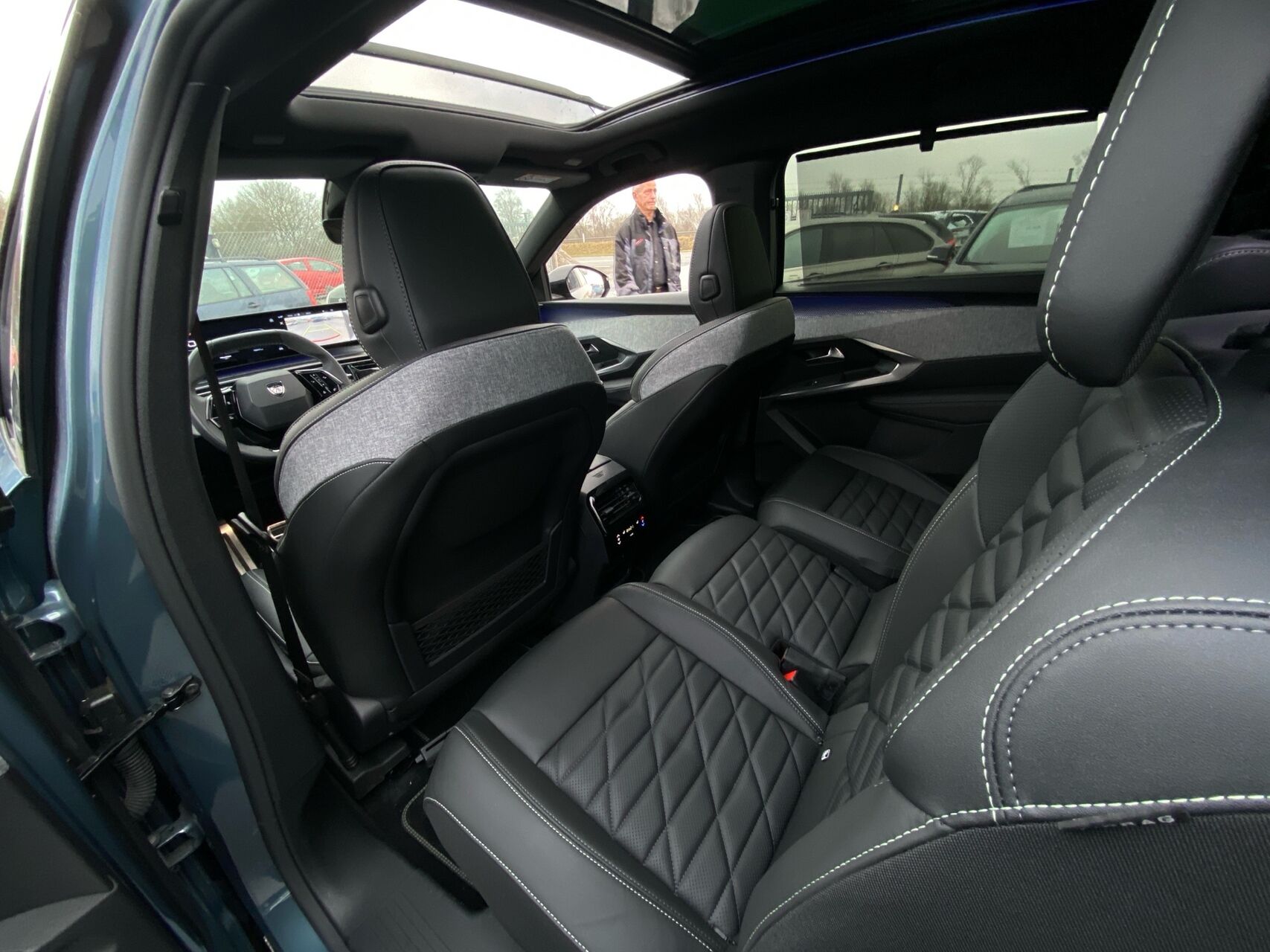 Billede af Peugeot e-5008 EL GT Pack 210HK 5d Aut.