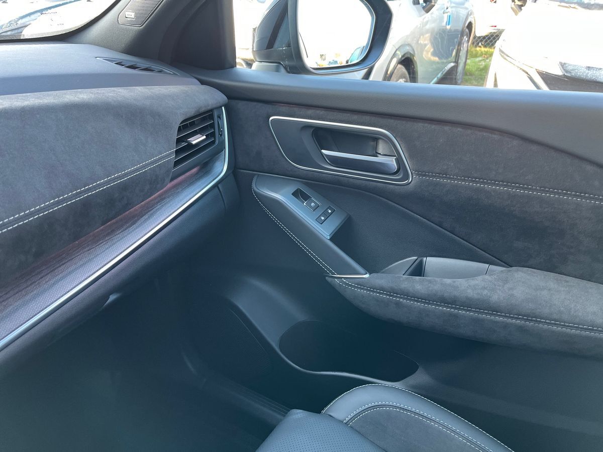 Billede af Nissan QASHQAI MY25 Mild-Hybrid 158 Xtronic 2 WD Tekna PLUS