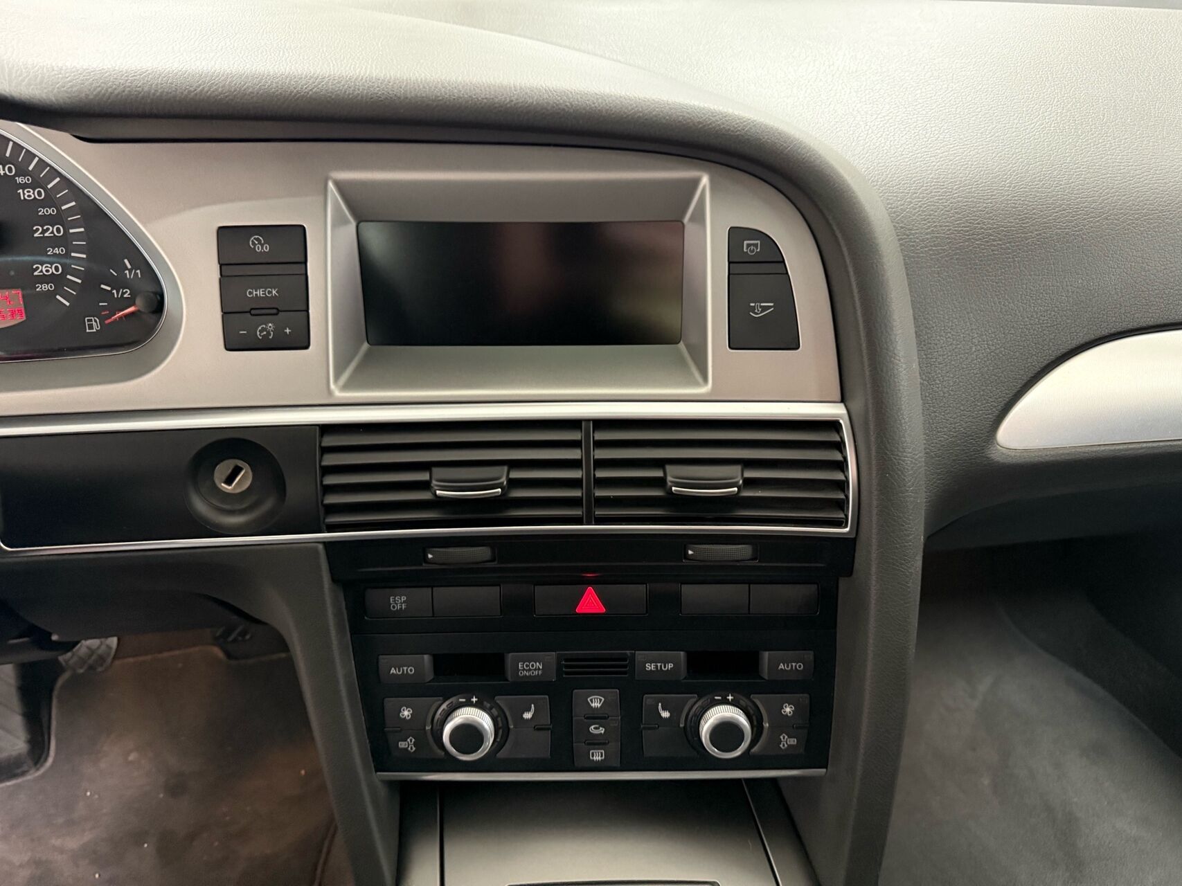 Billede af Audi A6 2,4 V6 177HK 6g