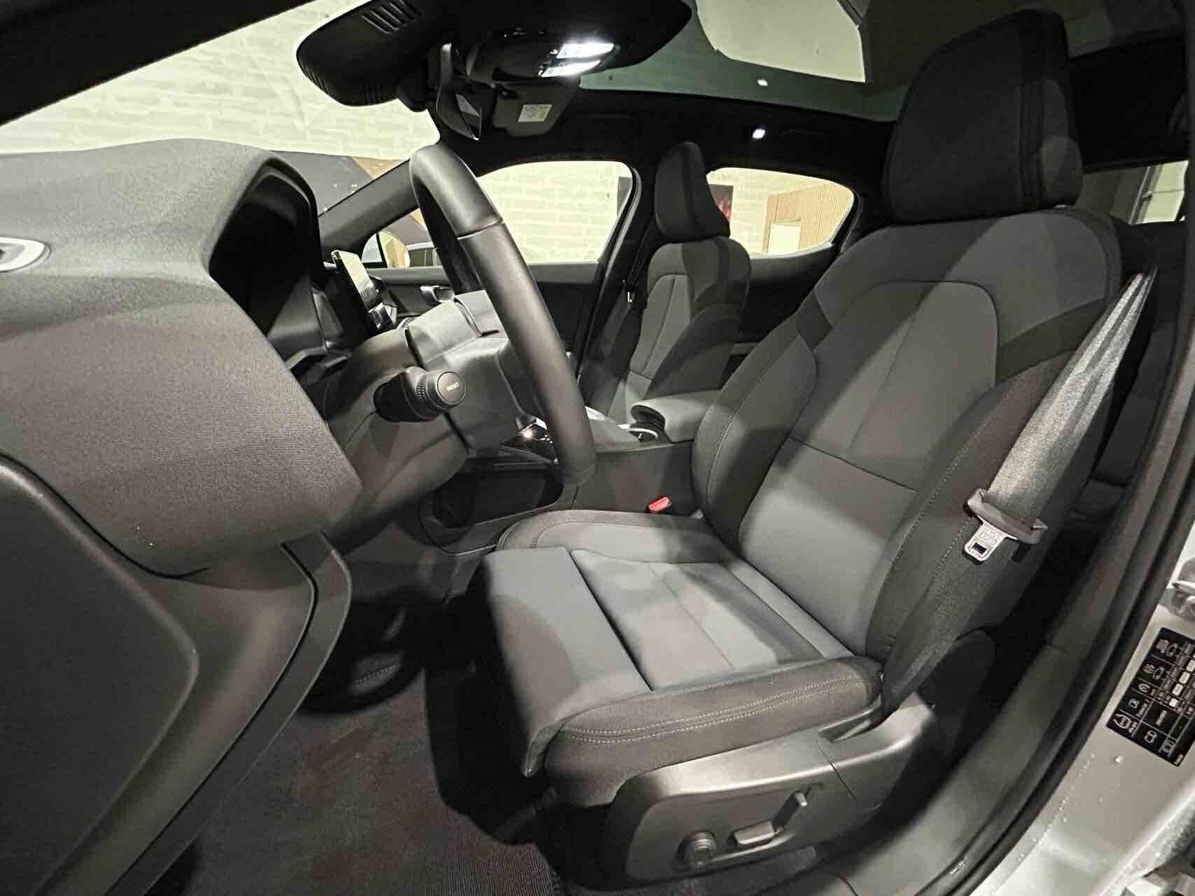 Billede af Polestar 2 EL Long range Single motor 231HK 5d Aut.