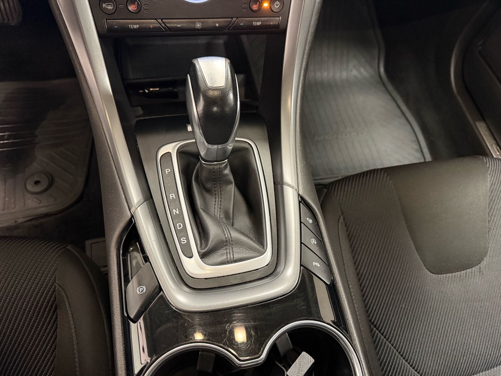 Billede af Ford Mondeo 2,0 TDCi Titanium 150HK Stc 6g Aut.