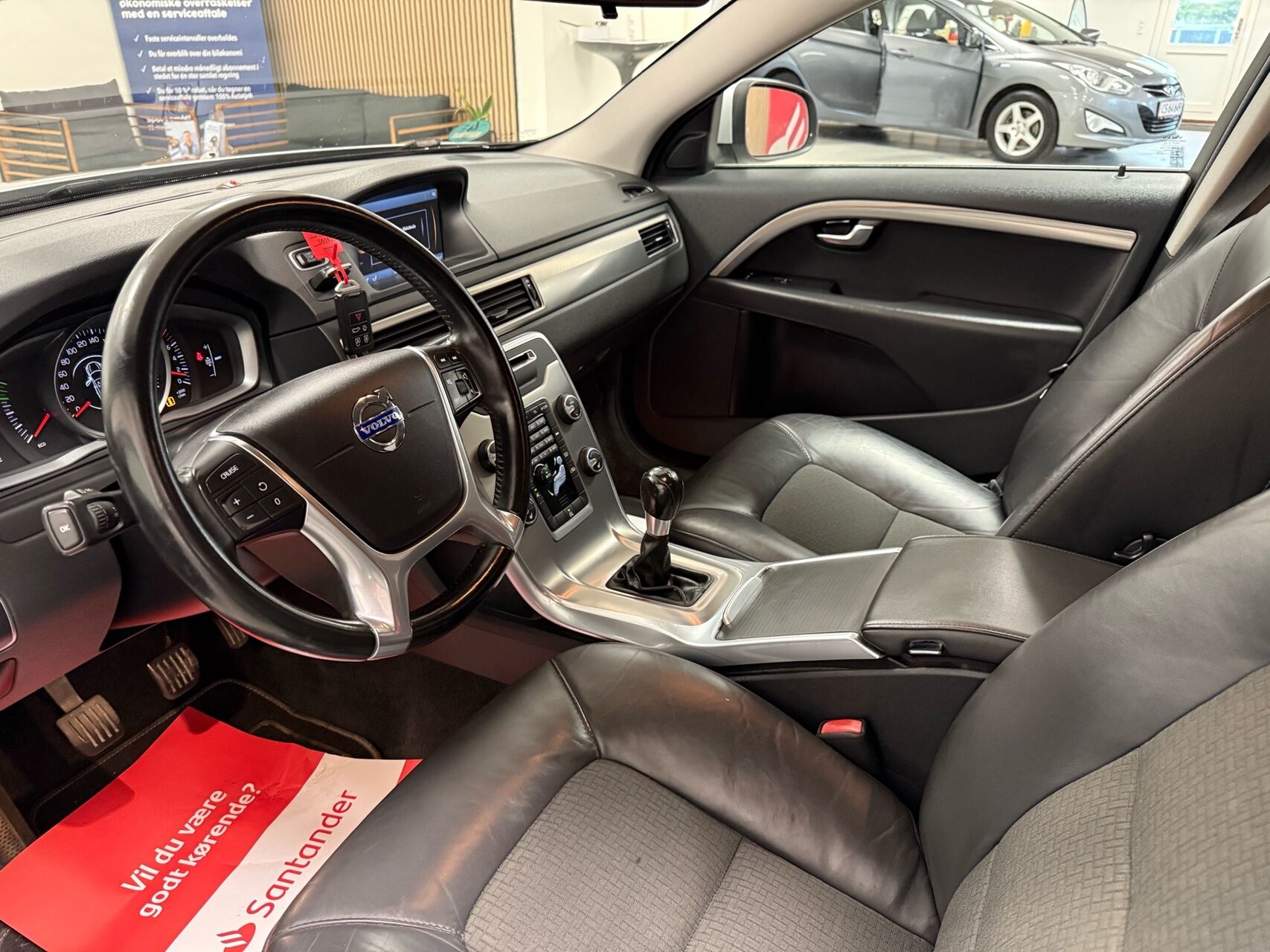 Billede af Volvo V70 1,6 T4 Momentum 180HK Stc 6g