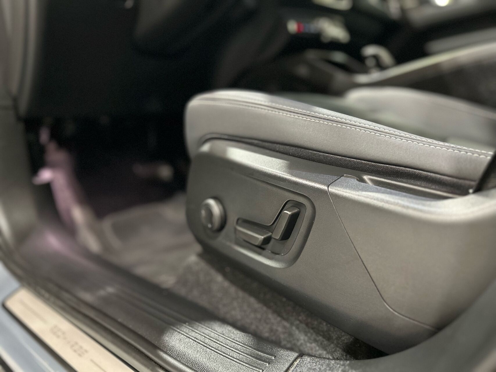 Billede af Volvo C40 P6 Recharge Ultimate 231HK 4d Aut.