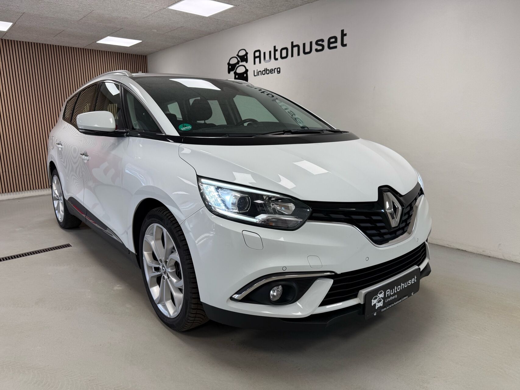 Billede af Renault Grand Scénic 7 pers. 1,5 DCI Zen EDC 110HK 6g Aut.