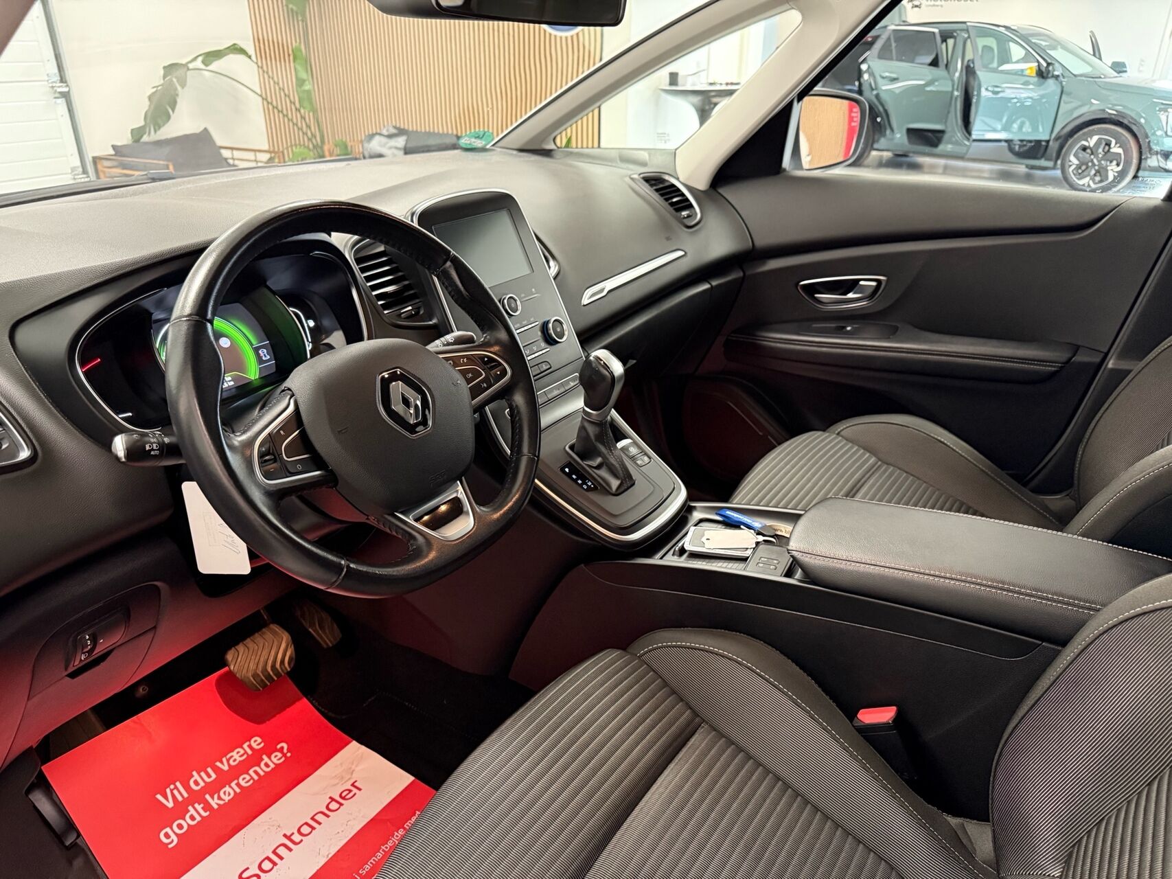 Billede af Renault Grand Scénic 7 pers. 1,5 DCI Zen EDC 110HK 6g Aut.