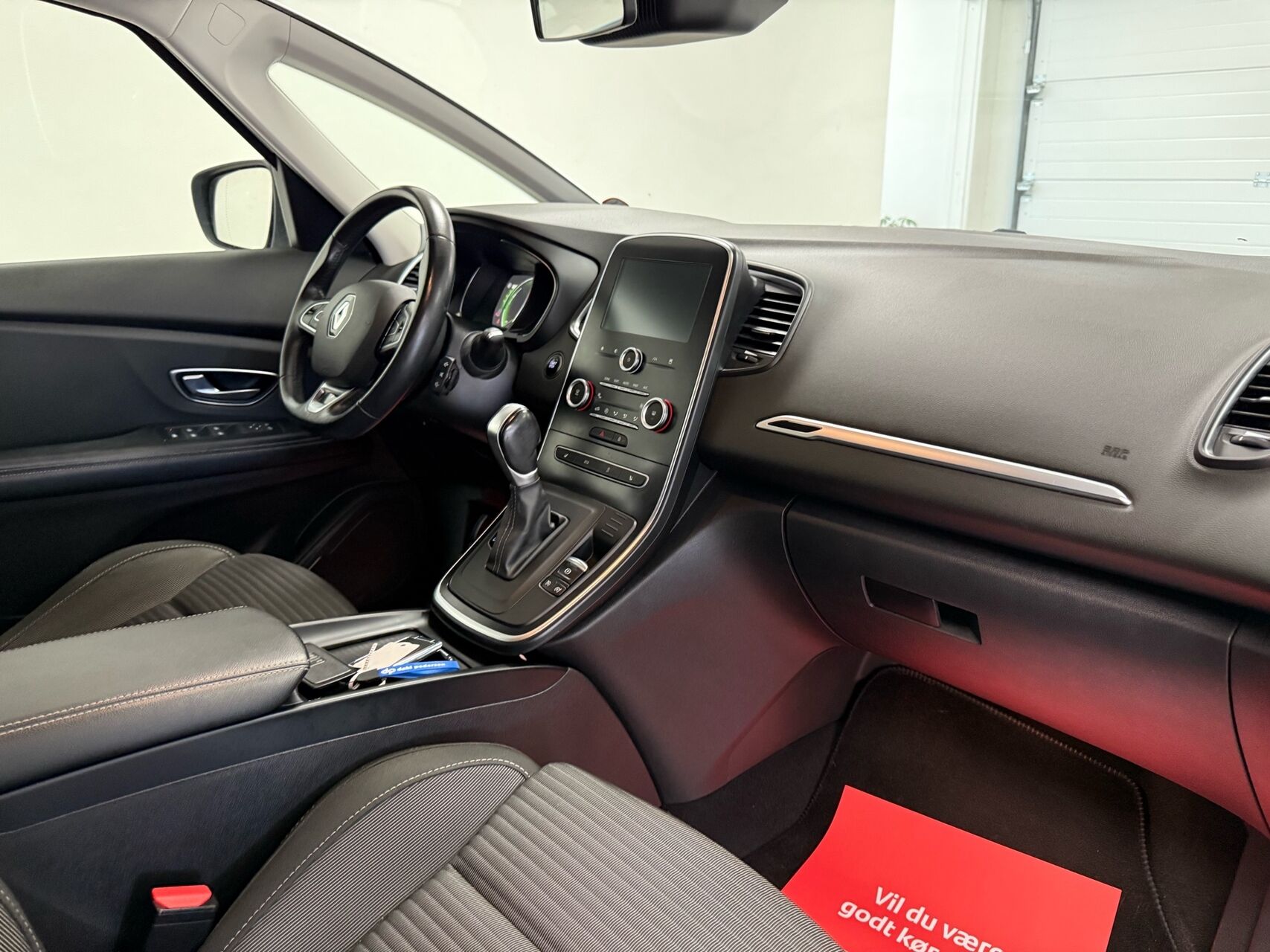 Billede af Renault Grand Scénic 7 pers. 1,5 DCI Zen EDC 110HK 6g Aut.