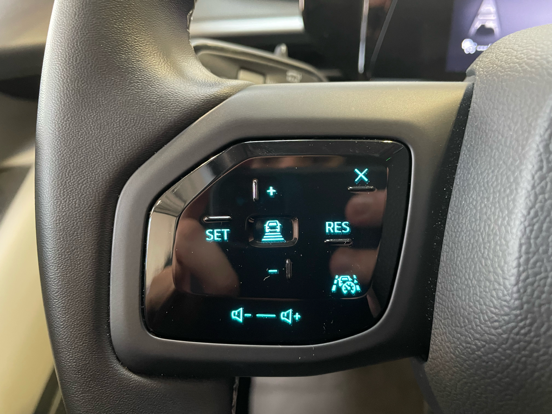 Billede af Ford Explorer EL UR Select RWD 286HK 5d Aut.