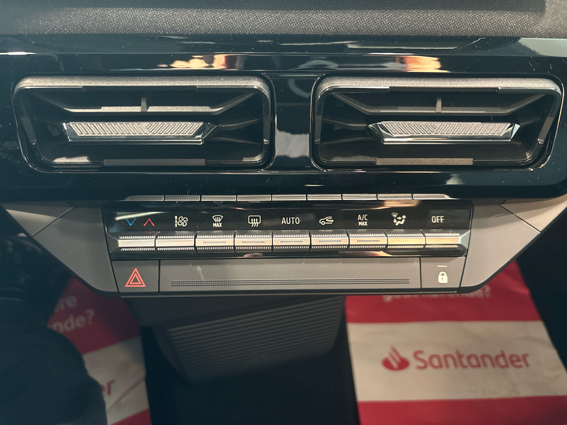 Billede af Nissan Micra EL Engage 40kWh 120HK 5d Aut.