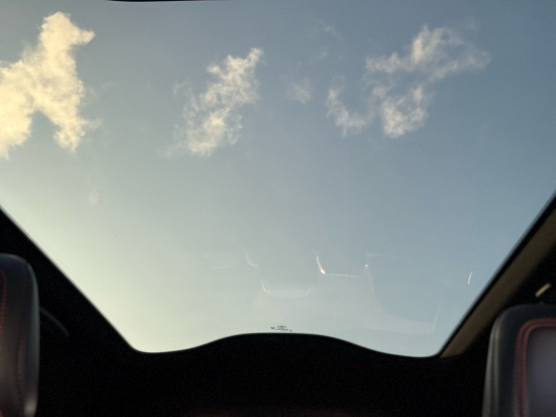 Billede af Ford Mustang Mach-E EL UR Premium AWD 351HK 5d Aut.