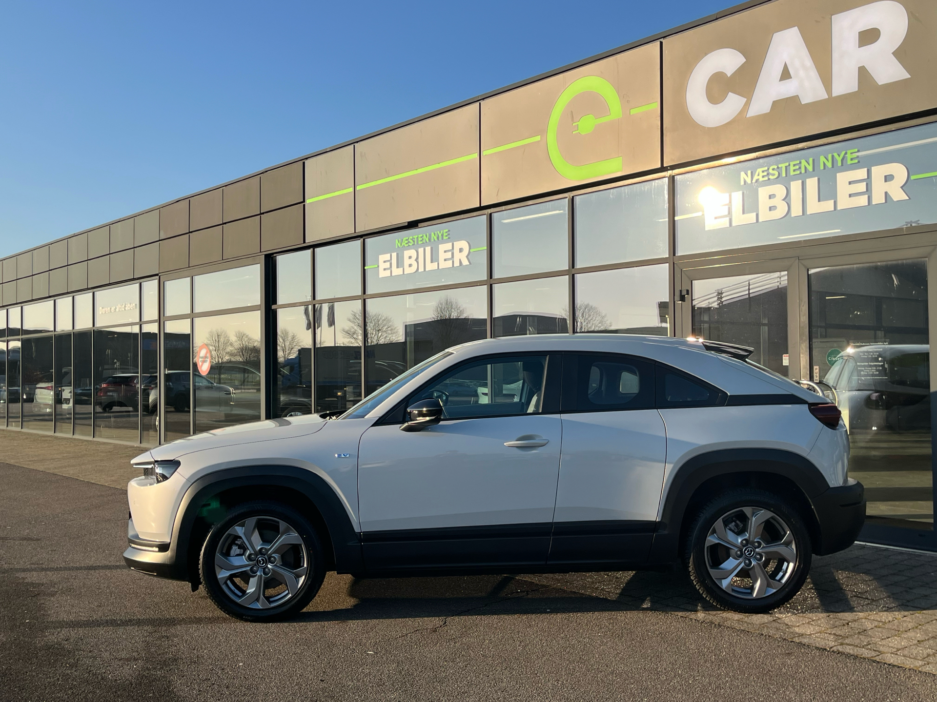 Billede af Mazda MX-30 e-Skyactiv Exclusive-Line 145HK 5d Aut.