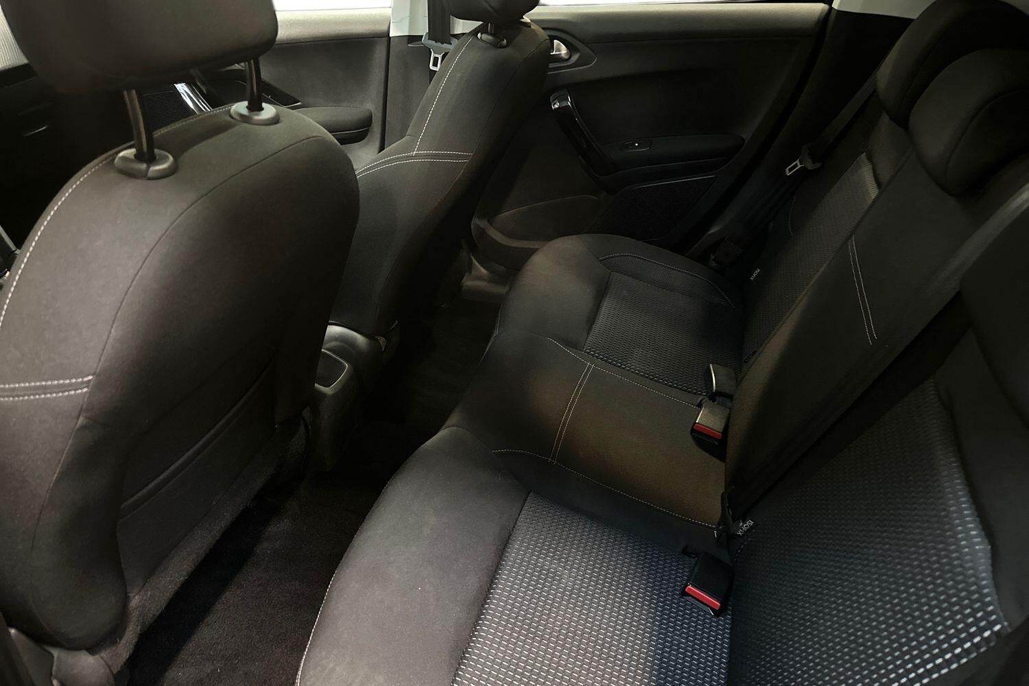 Billede af Peugeot 208 1,2 PureTech Prestige 82HK 5d