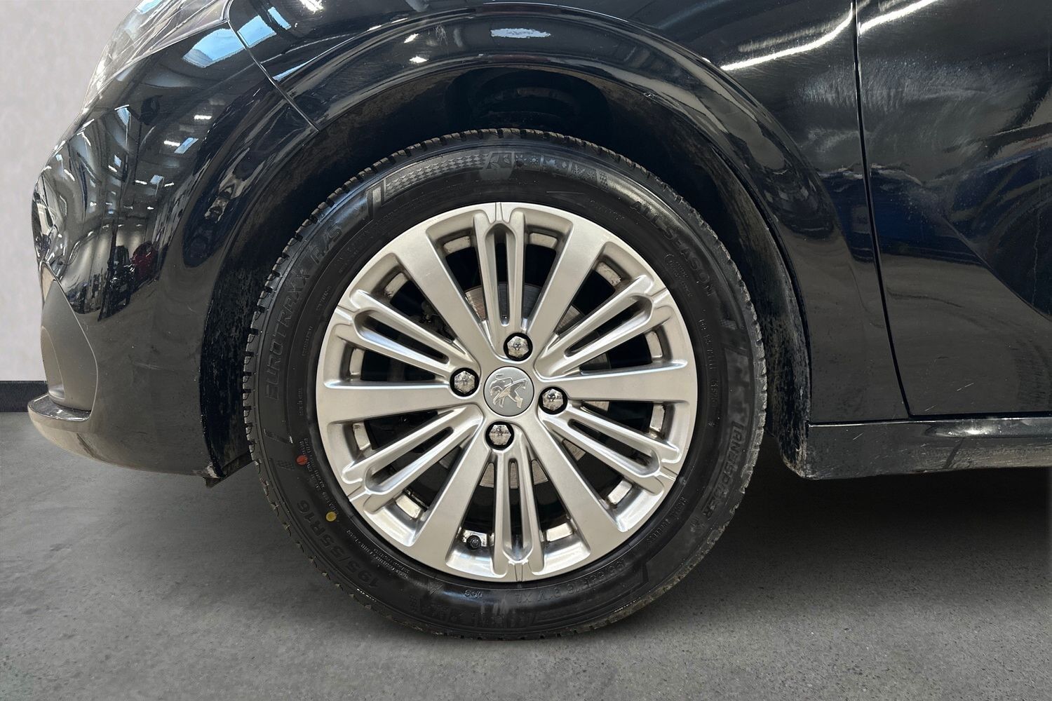 Billede af Peugeot 208 1,2 PureTech Prestige 82HK 5d