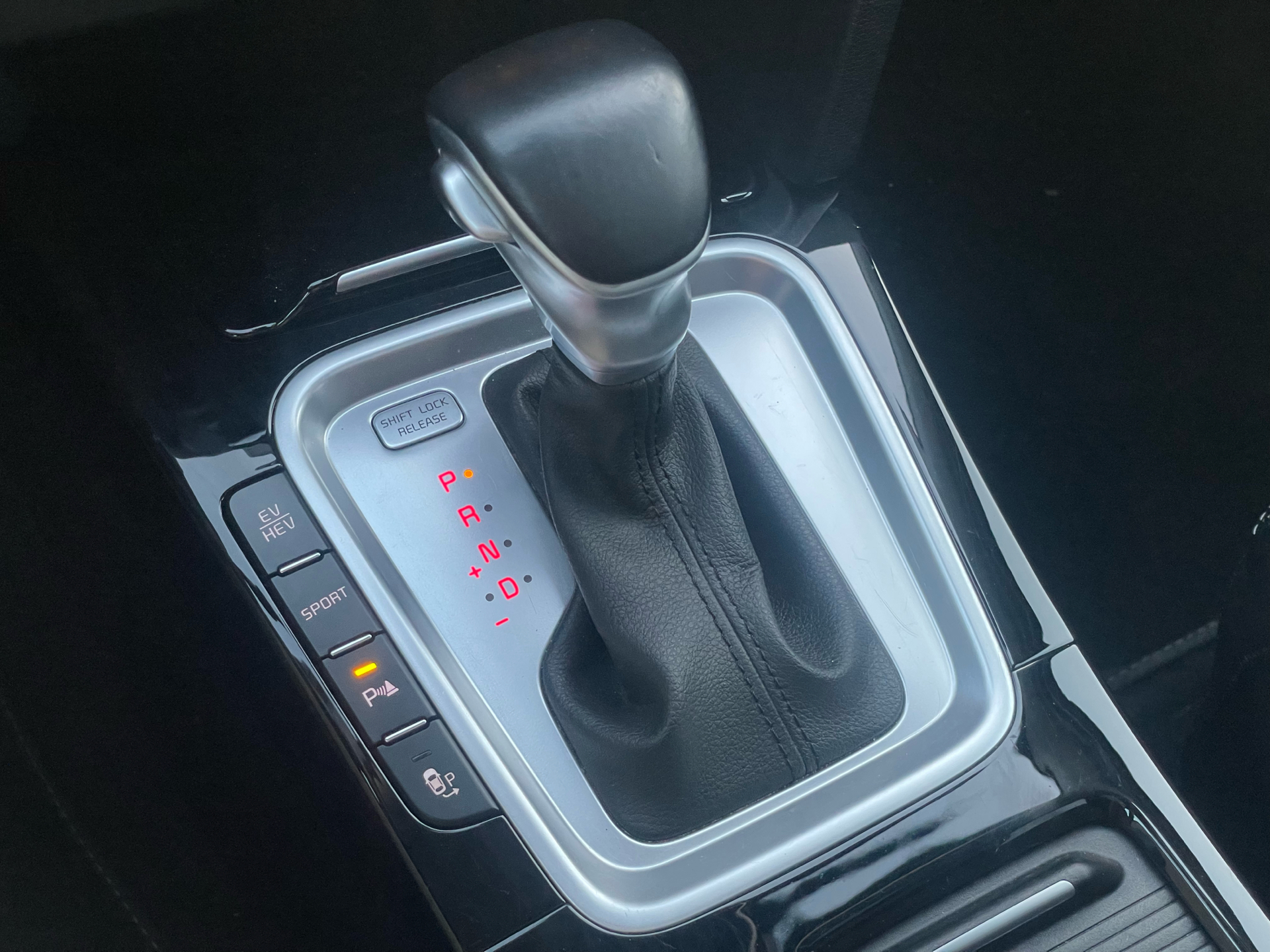 Billede af Kia Ceed SW 1,6 GDI PHEV  Plugin-hybrid Upgrade m/Plus DCT 141HK Stc 6g Aut.