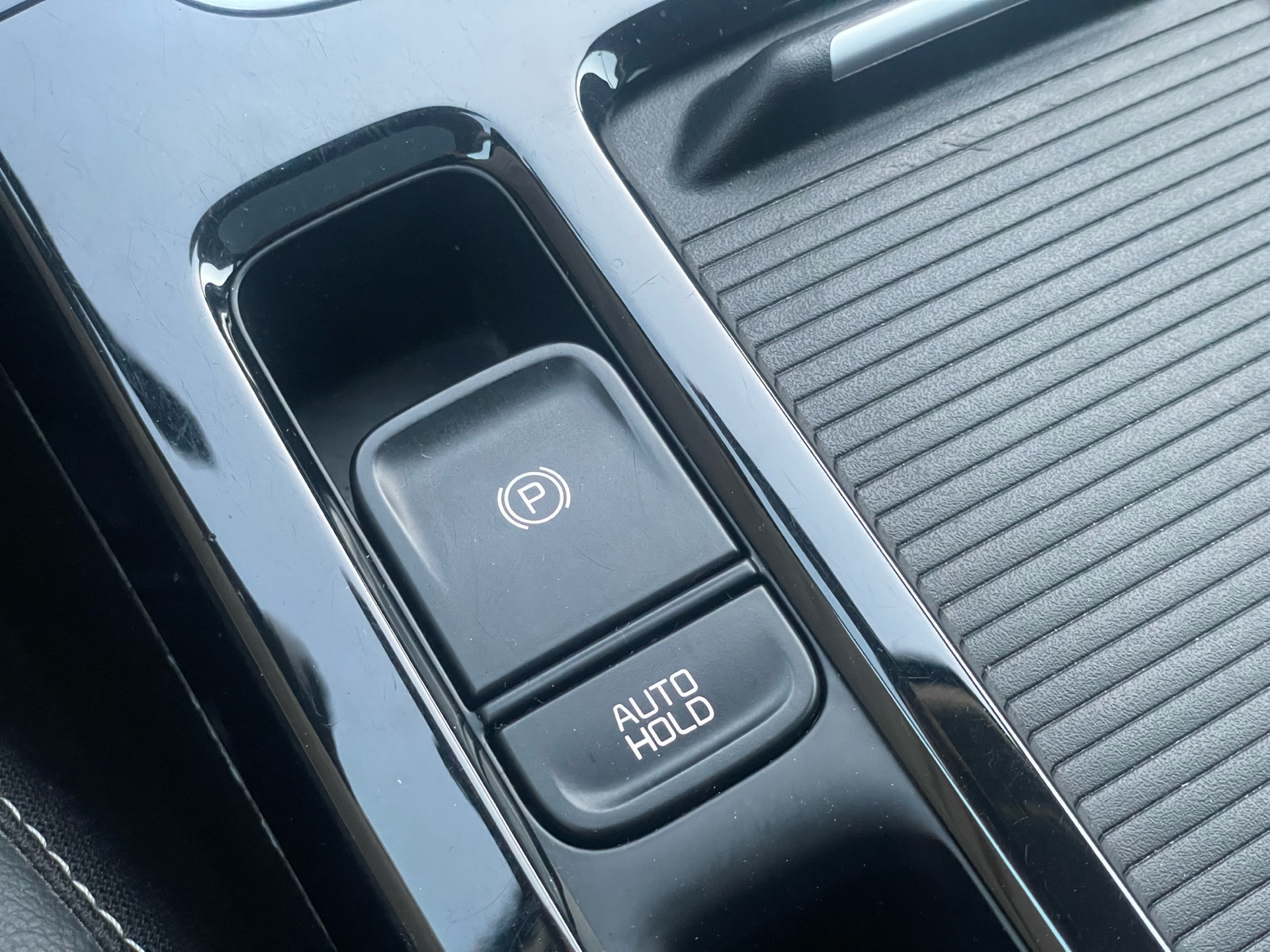 Billede af Kia Ceed SW 1,6 GDI PHEV  Plugin-hybrid Upgrade m/Plus DCT 141HK Stc 6g Aut.