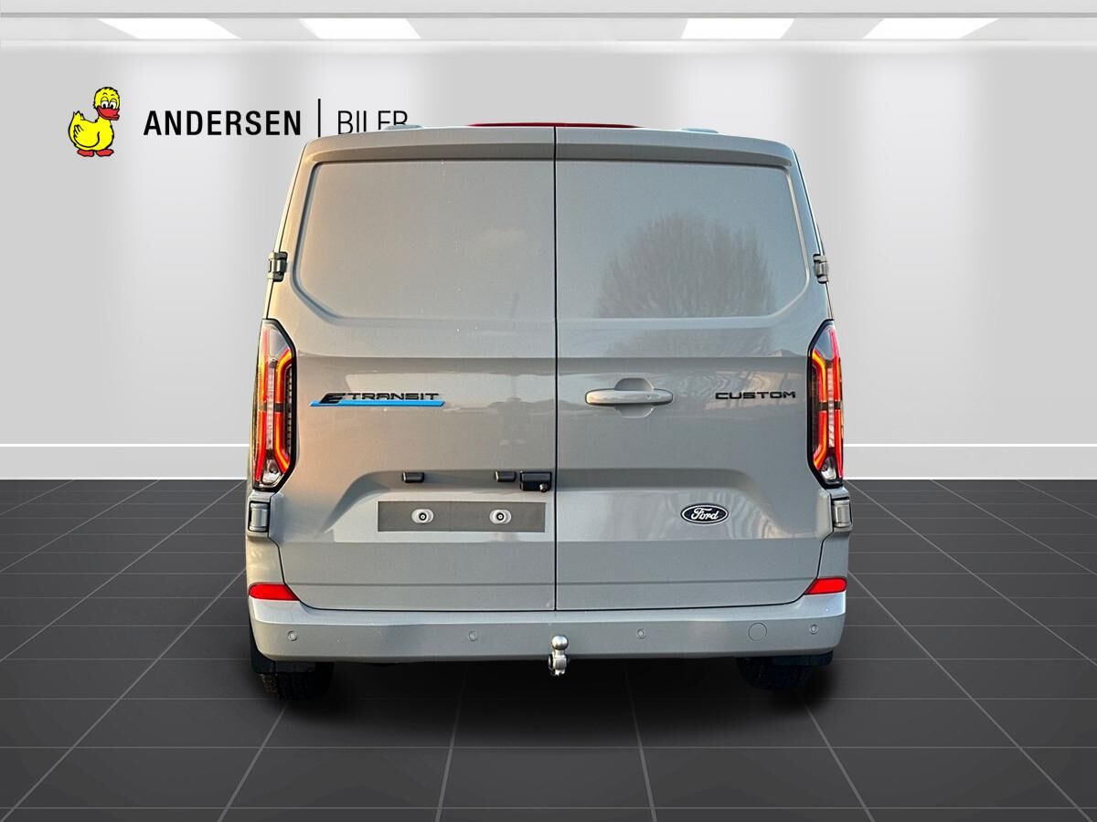 Billede af Ford E-Transit Custom 340 L2H1 EL Limited 218HK Van Aut.