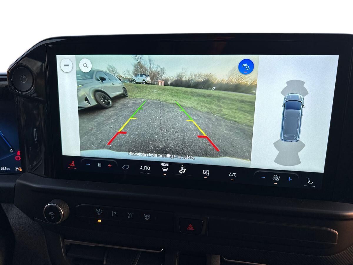 Billede af Ford E-Transit Custom 340 L2H1 EL Limited 218HK Van Aut.