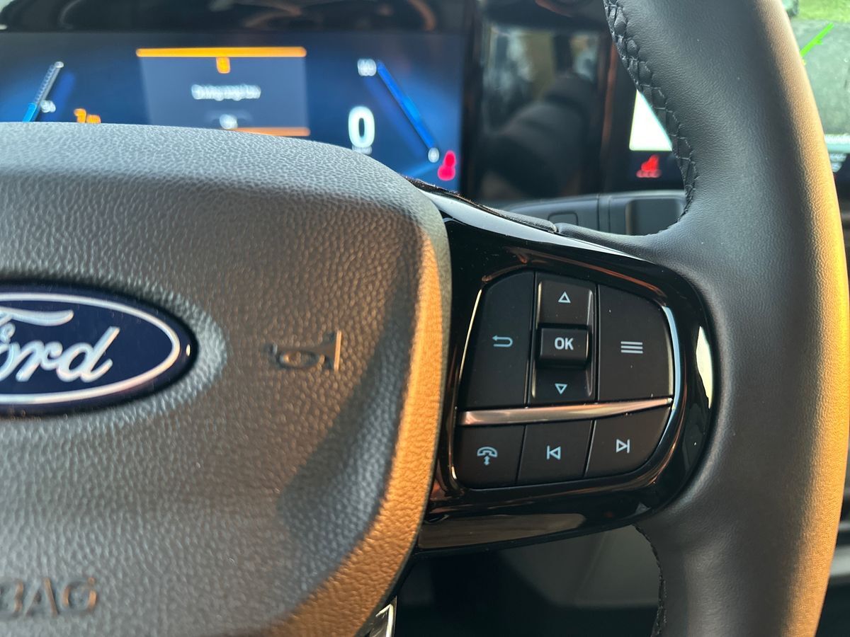 Billede af Ford E-Transit Custom 340 L2H1 EL Limited 218HK Van Aut.