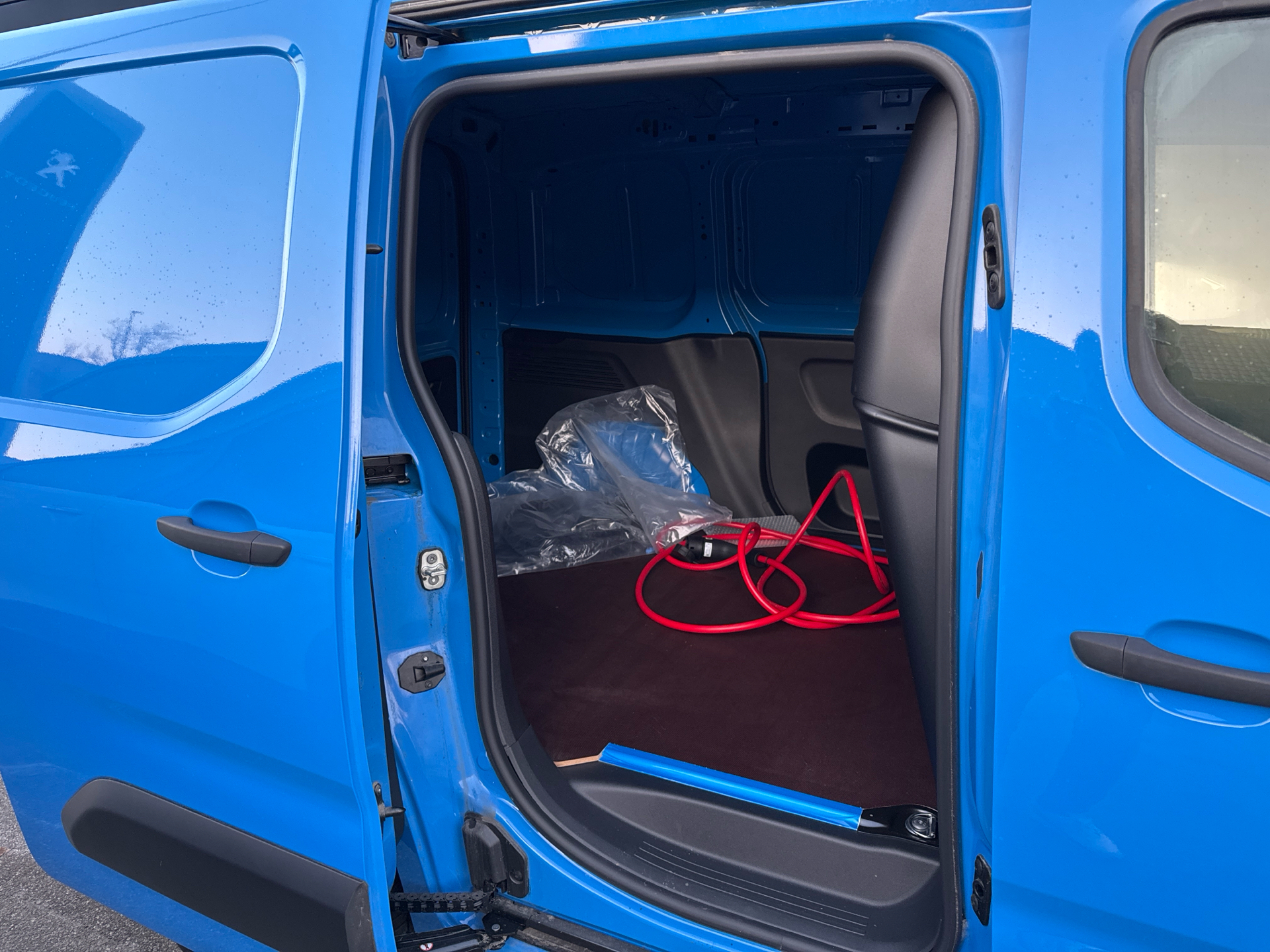 Billede af Peugeot e-Partner L1 V2 EL Plus 136HK Van Aut.